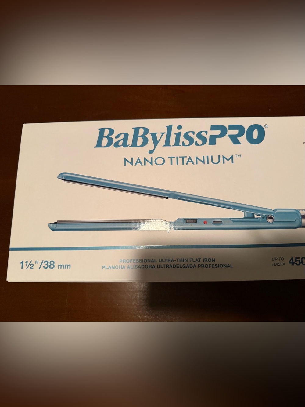 BabylissPro Nano Titanium Ultra-thin straightening iron 1.5” *New in box*